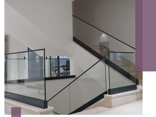 Стеклянные перила премиум-класса с установкой в Заволжье