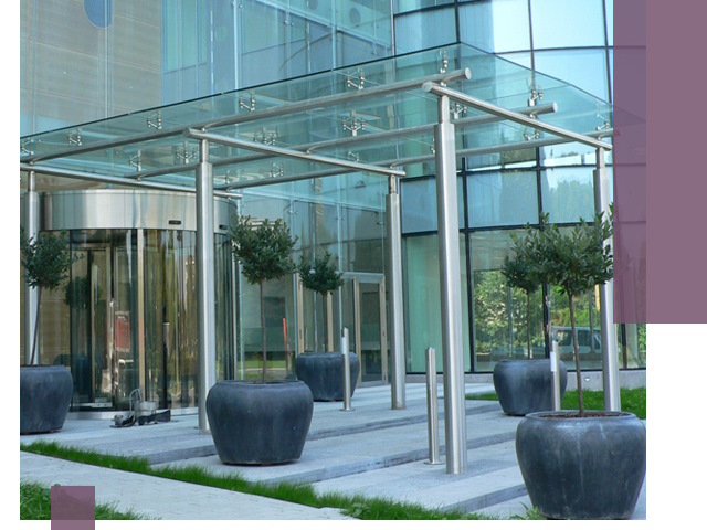 Навесы из стекла на заказ в Заволжье — монтаж и установка