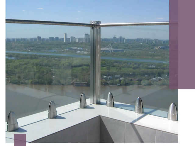 Стеклянные парапеты премиум класса в Заволжье для домов и бизнесов